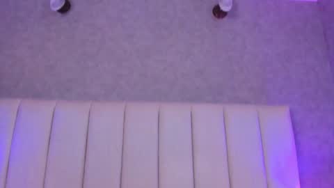  Victoria Lozano  online show from 12.21.24