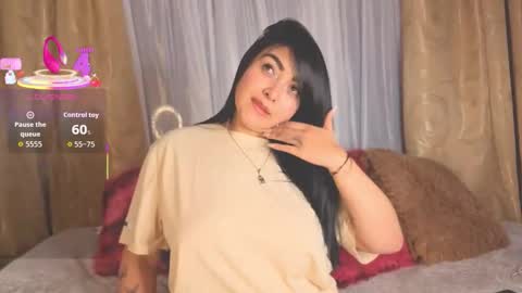 Snapshot of victoria_jonhss chatting on 11.13.25 Victoria online show from 11.13.25