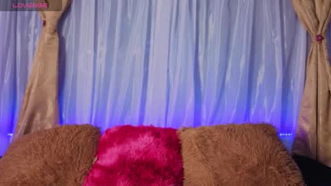 Snapshot of victoria_jonhss chatting on 01.10.26 Victoria online show from 01.10.26