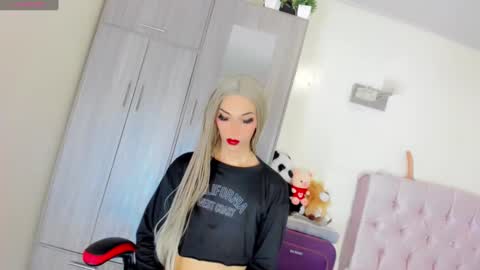 Victoria online show from 12.06.24