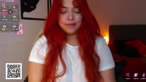Snapshot of victoria_monteroo chatting on 12.30.24 Call me Vic online show from 12.30.24