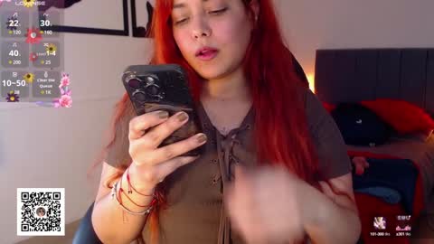 Snapshot of victoria_monteroo chatting on 01.11.25 Call me Vic online show from 01.11.25