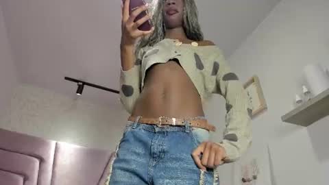 Snapshot of victoria_noir_18 chatting on 07.31.26 Vicky online show from 07.31.26