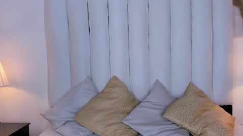 Snapshot of victoria_queen2 chatting on 01.12.26 victoria_queen2 online show from 01.12.26