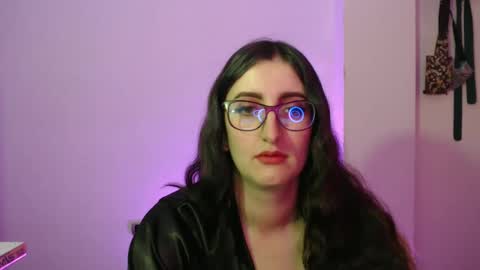 Victoria online show from 09.10.25