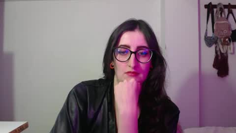 Snapshot of victoria_riider chatting on 02.10.26 Victoria online show from 02.10.26