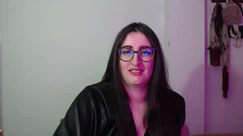 Snapshot of victoria_riider chatting on 03.27.26 Victoria online show from 03.27.26