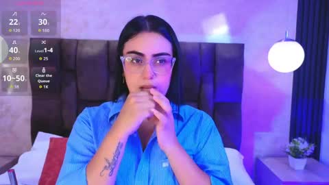 Victoria Andrade online show from 04.21.26