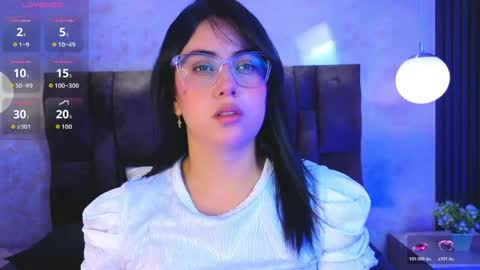 Victoria Andrade online show from 05.05.26