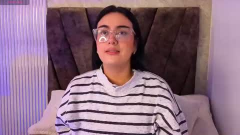 Snapshot of victoriaandrade chatting on 06.22.26 Victoria Andrade online show from 06.22.26