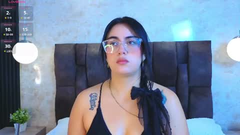 Snapshot of victoriaandrade chatting on 06.24.26 Victoria Andrade online show from 06.24.26
