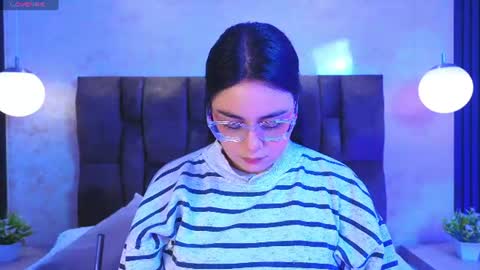 Snapshot of victoriaandrade chatting on 07.03.26 Victoria Andrade online show from 07.03.26