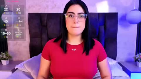 Snapshot of victoriaandrade chatting on 07.21.26 Victoria Andrade online show from 07.21.26