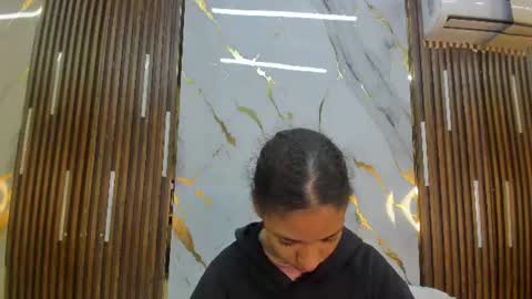 Victoria  online show from 06.08.26