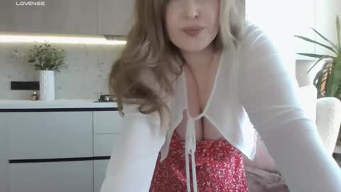 Miss V online show from 05.05.26