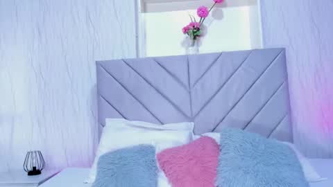 Snapshot of victoriaguzman_ chatting on 02.25.26 Victoria online show from 02.25.26