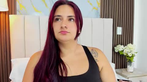 Snapshot of victoriaguzman_ chatting on 03.12.26 Victoria online show from 03.12.26