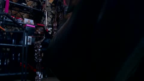 Snapshot of victoriaheller chatting on 01.25.25 Victoria Heller online show from 01.25.25