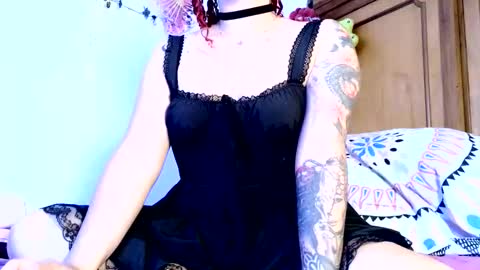 Victoria online show from 05.30.26