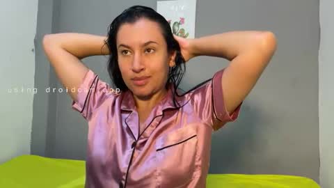 Snapshot of victorialeens chatting on 01.06.26 VICTORIA online show from 01.06.26