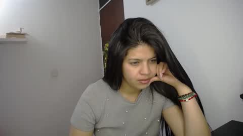 victorialg online show from 10.14.25