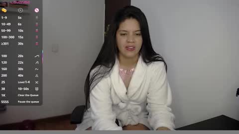 victorialg online show from 10.20.25