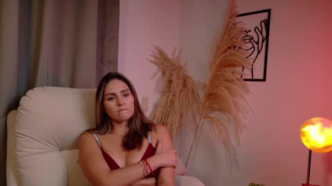 Snapshot of victorianova chatting on 02.23.26 VictoriaNova online show from 02.23.26