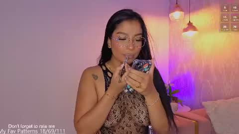 Maria Victoria online show from 08.06.26