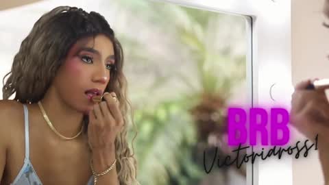 VictoriaRoss online show from 12.19.24