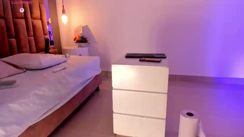 Victoria  online show from 03.09.26