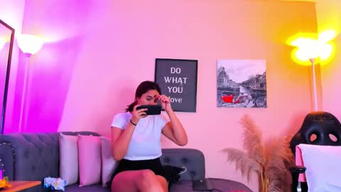 Victoriazans online show from 02.17.26