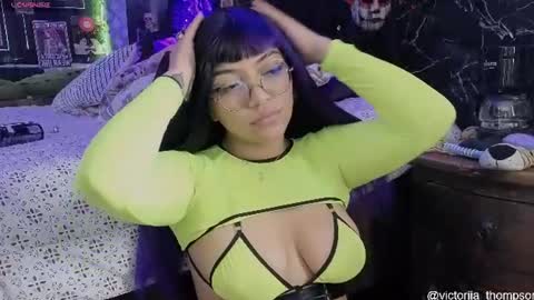 Snapshot of victoriia_thompson chatting on 07.12.26 victoriia_thompson online show from 07.12.26