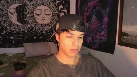 Victorino Jhonson online show from 02.05.25