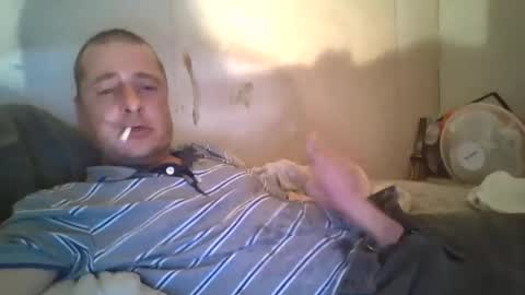 Snapshot of vids1977 chatting on 12.07.24 vids1977 online show from 12.07.24
