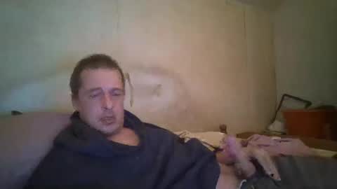 Snapshot of vids1977 chatting on 01.24.25 vids1977 online show from 01.24.25