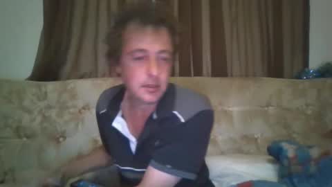 Snapshot of vids1977 chatting on 10.05.25 vids1977 online show from 10.05.25