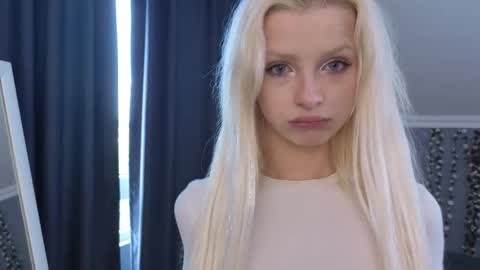 Eva online show from 05.13.26