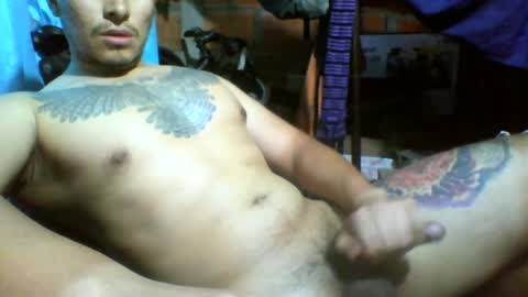 Snapshot of viernes1010 chatting on 06.19.26 viernes1010 online show from 06.19.26