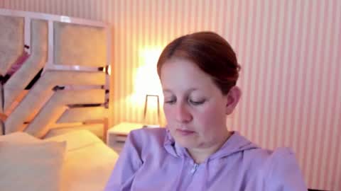 Violeta online show from 12.13.24