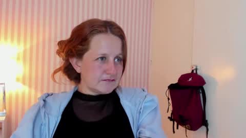 Violeta online show from 12.15.24