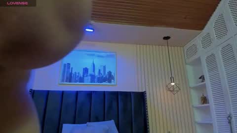 Viiolett online show from 10.08.25