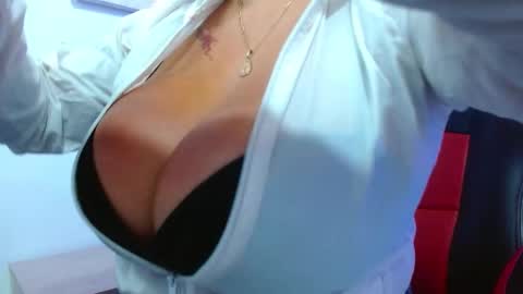 viioleta online show from 12.03.25