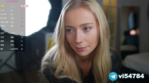 Snapshot of vika54784 chatting on 01.18.25 vika54784 online show from 01.18.25