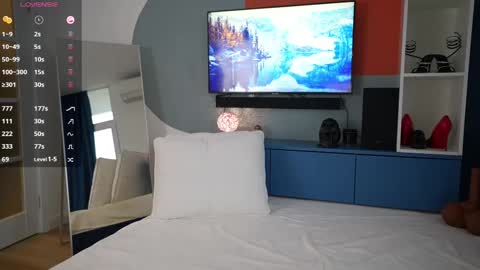 Snapshot of vika54784 chatting on 02.16.25 vika54784 online show from 02.16.25