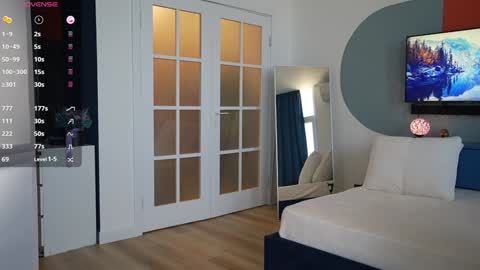 Snapshot of vika54784 chatting on 03.10.25 vika54784 online show from 03.10.25