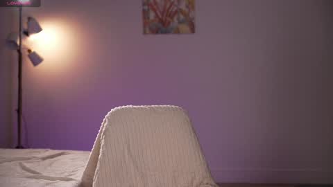 Snapshot of vika54784 chatting on 11.13.25 vika54784 online show from 11.13.25