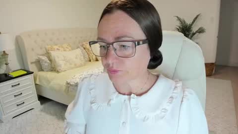Ukrainian-woman online show from 05.04.26