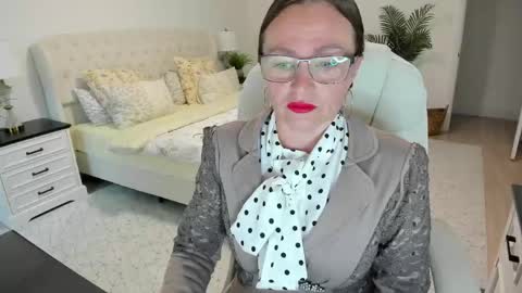 Snapshot of vika7333 chatting on 06.03.26 Ukrainian-woman online show from 06.03.26