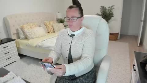 Snapshot of vika7333 chatting on 06.05.26 Ukrainian-woman online show from 06.05.26