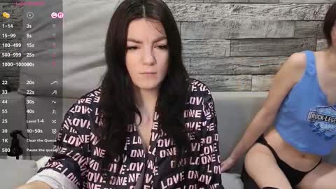 follow my fansly  online show from 11.26.25